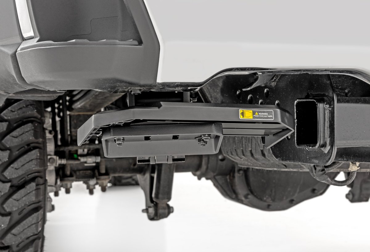 Ford F-250 Super Duty Retractable Bed Step - Rear - Rough Country - Manual Pull - '23-'24